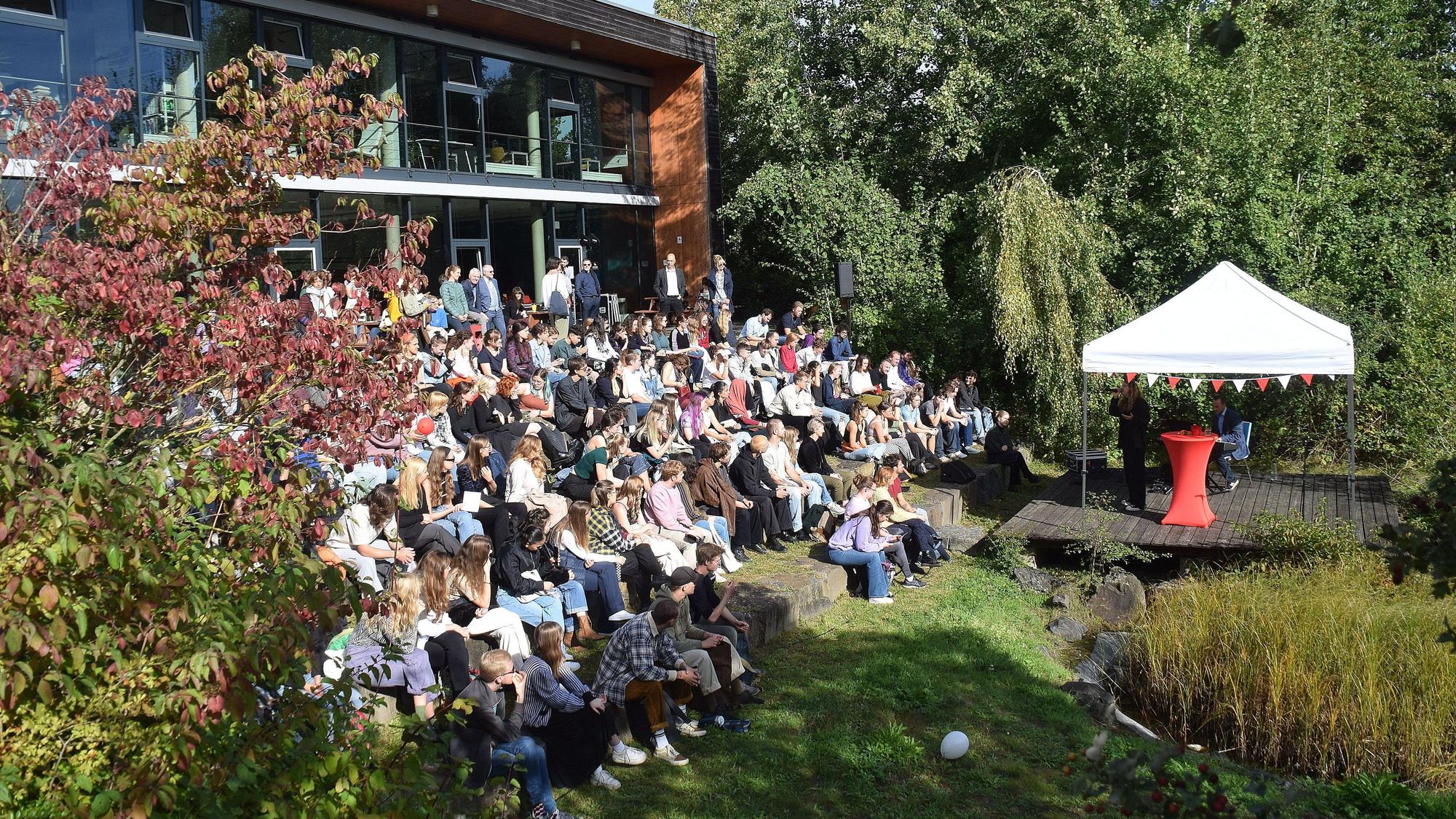 Erstsemersterbegrüßung auf dem Campus II im vergangenen Jahr.