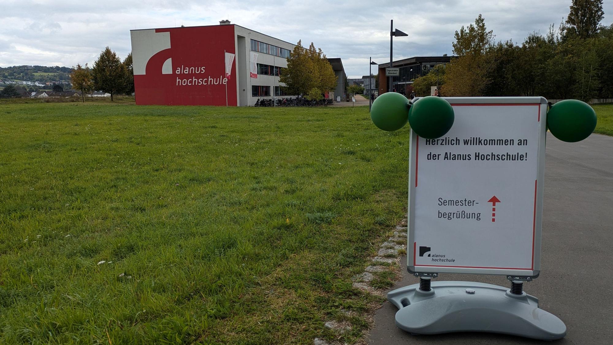 Erstsemersterbegrüßung auf dem Campus II im vergangenen Jahr.