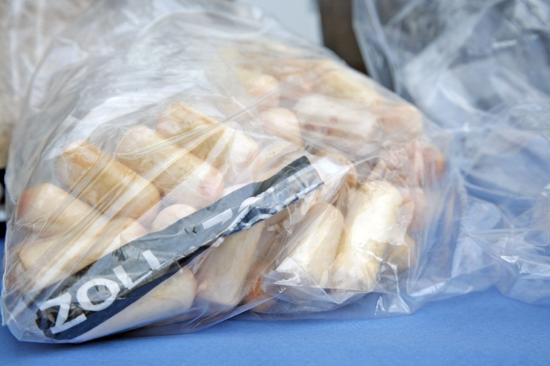 Solche Bodypacks mit Kokain und Heroin hatte der Angeklagte geschluckt (Symbolbild).
