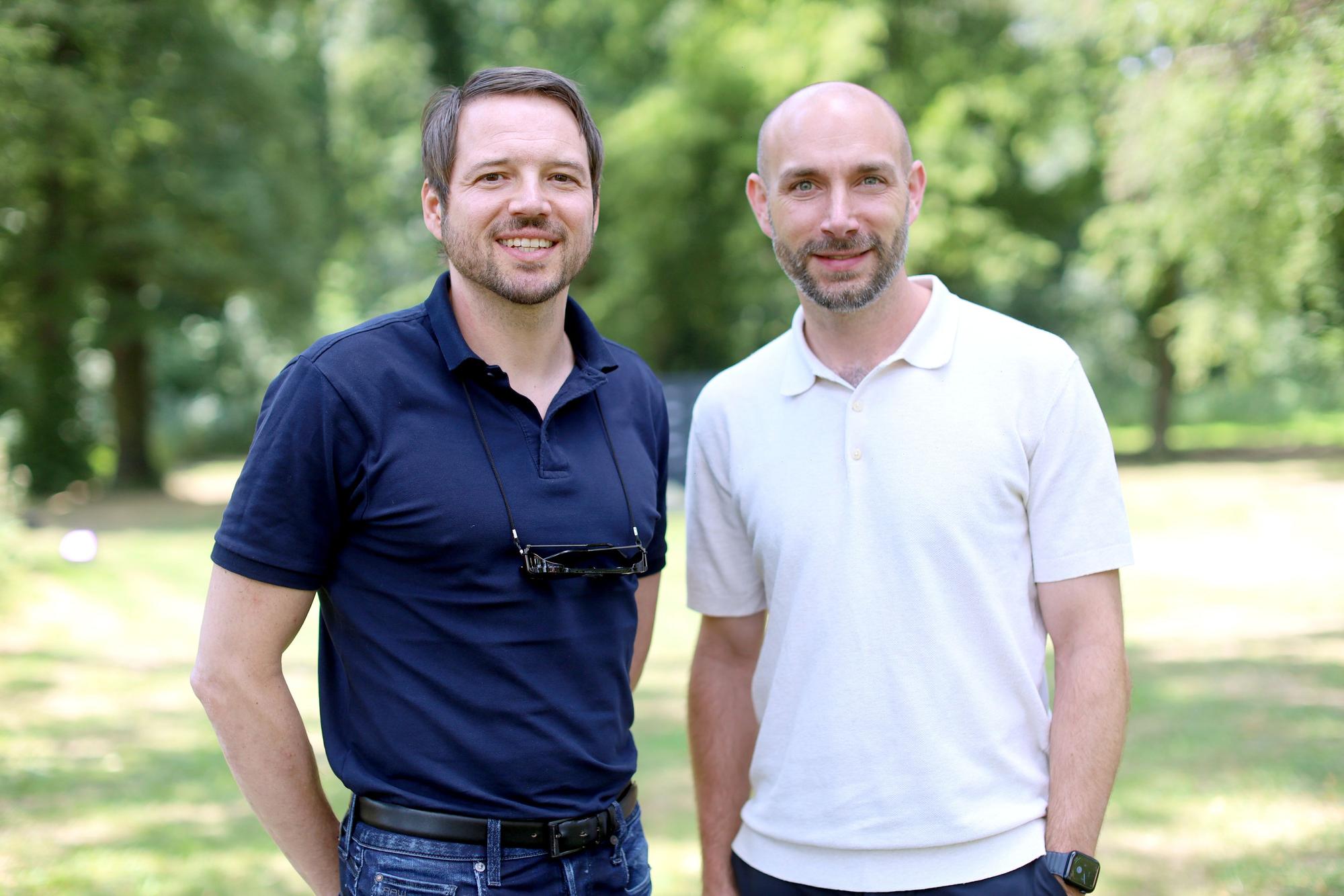 Daniel Guhl (Magenta TV/links) und Andreas Hartmann (Prime Video).