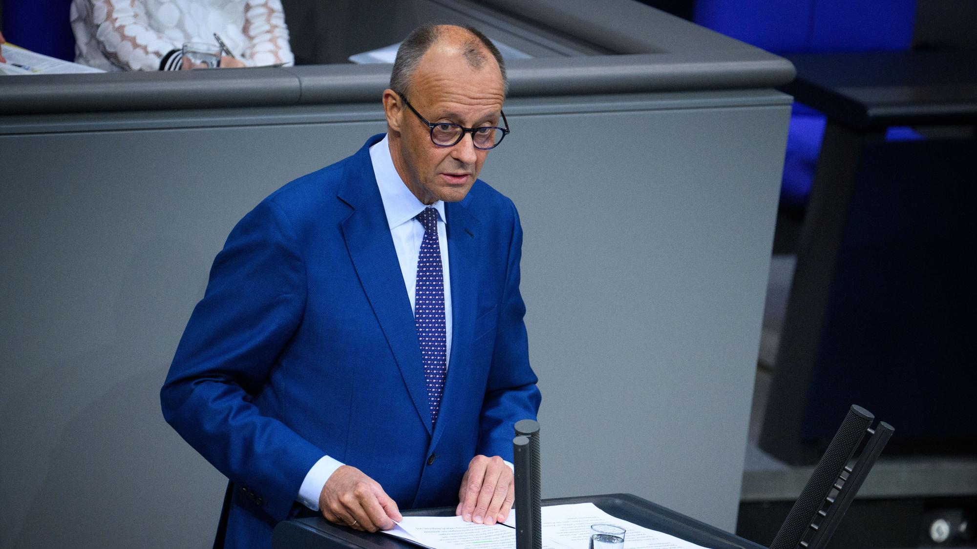 Bundeskanzler Friedrich Merz (CDU) gibt am Donnerstag (9. Juli) eine Regierungserklärung zur aktuellen politischen Lage ab.