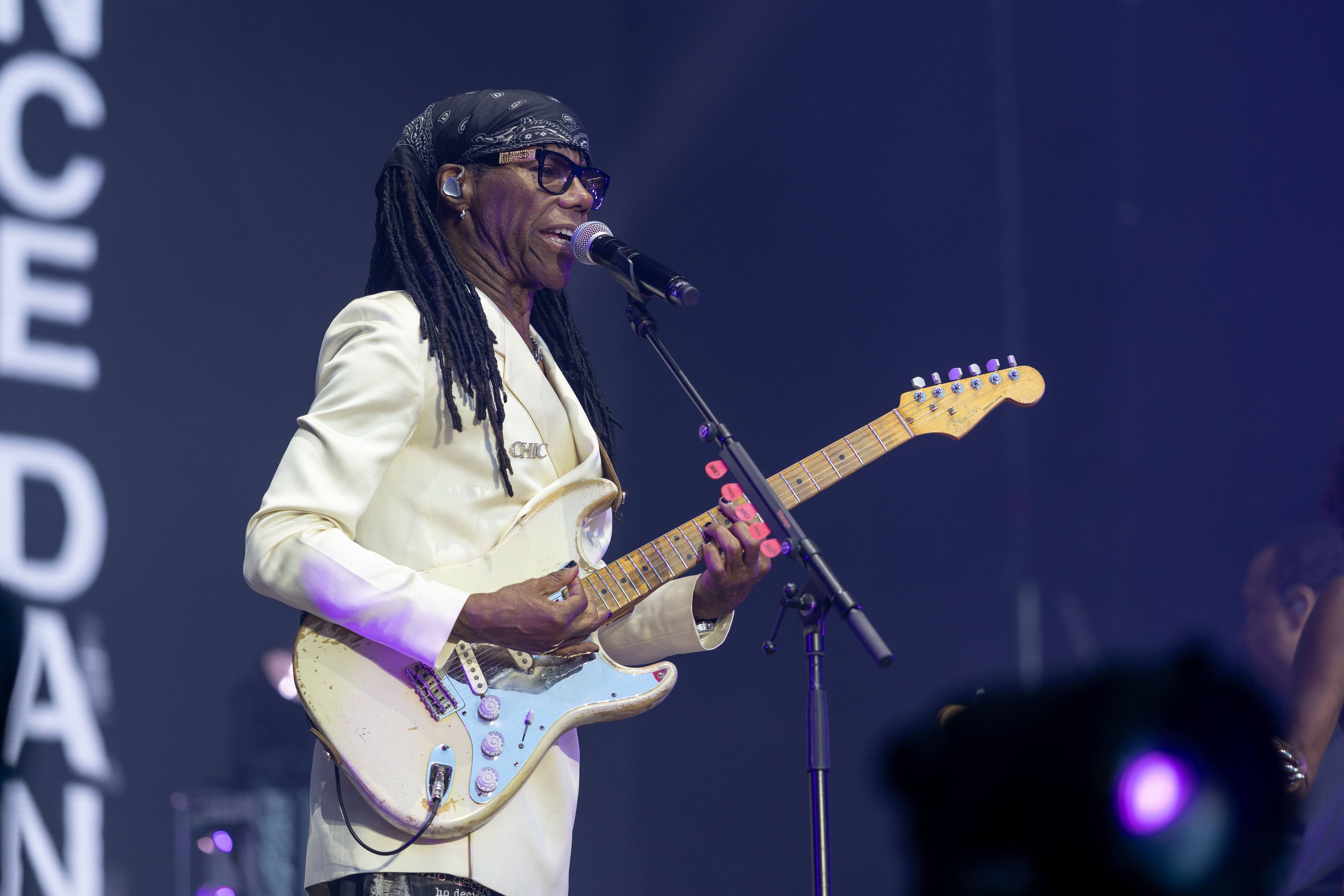 Nile Rodgers bei seinem Auftritt auf dem Bonner KunstRasen am Mittwochabend (8. Juli 2026).
