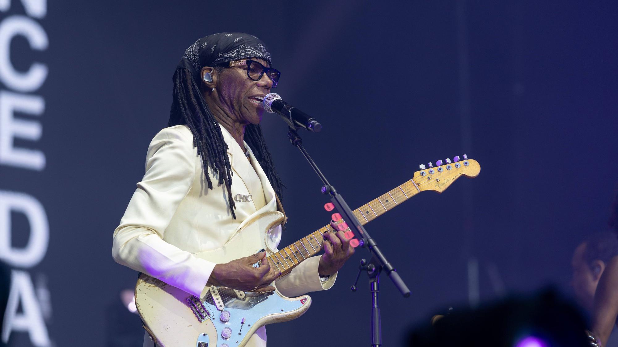 Nile Rodgers bei seinem Auftritt auf dem Bonner KunstRasen am Mittwochabend (8. Juli 2026).