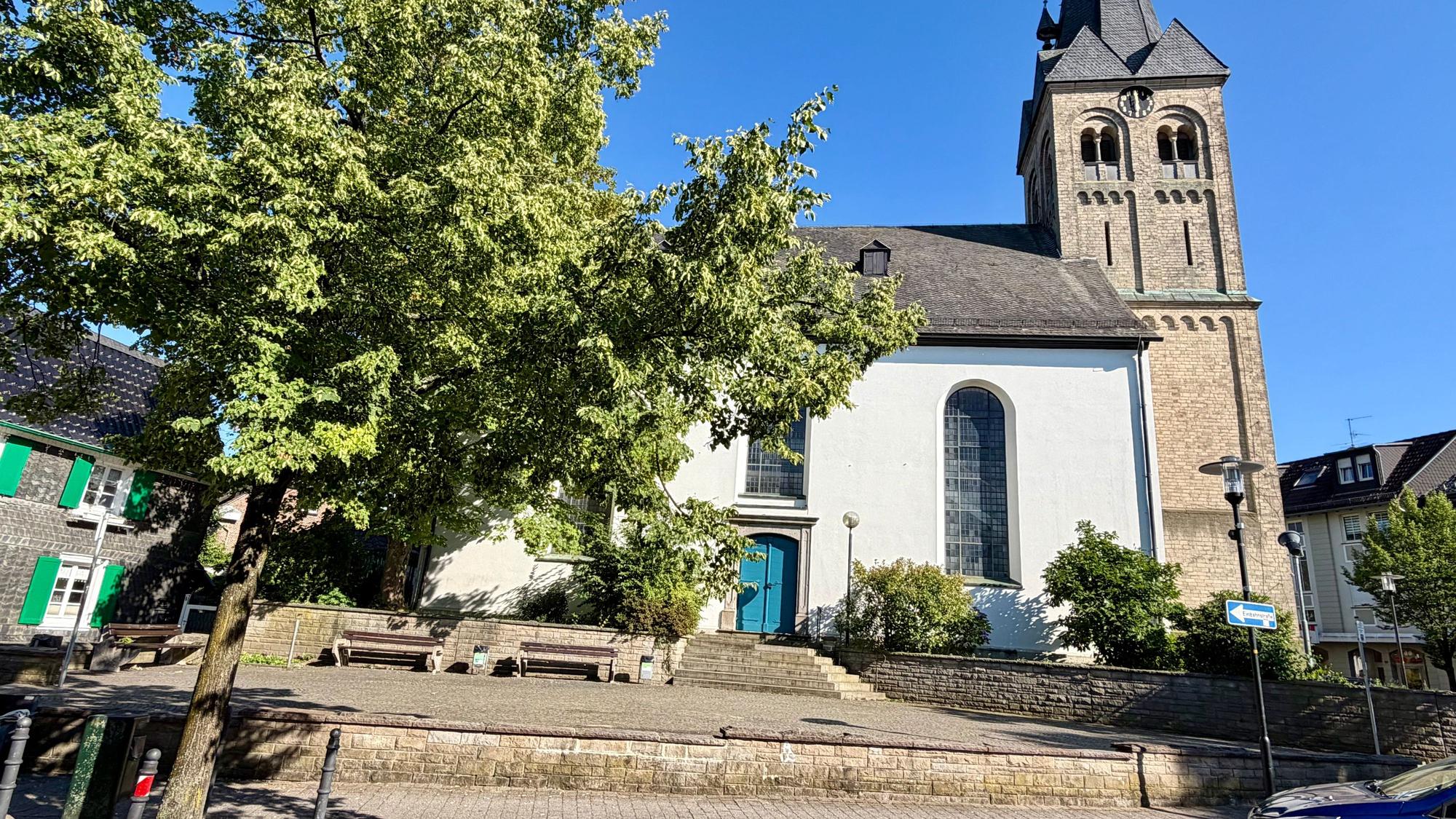 Das Mäuerchen in der Kirchenkurve