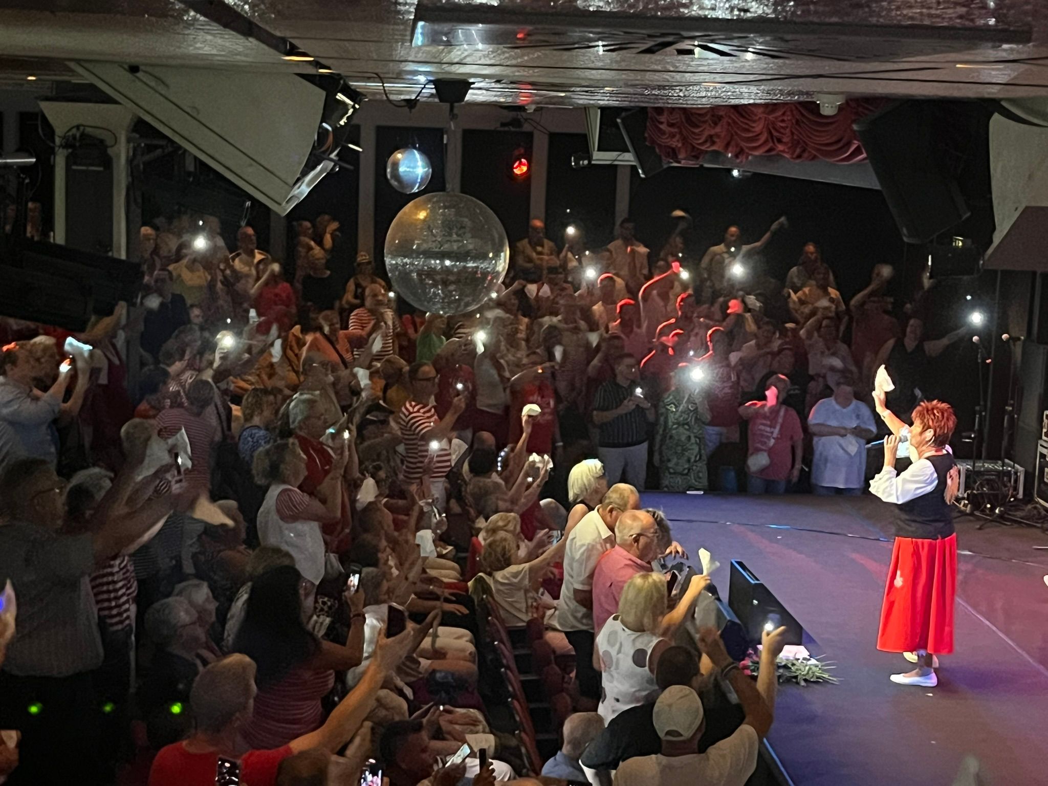 Marita Köllner beim Konzert im Theater am Dom.