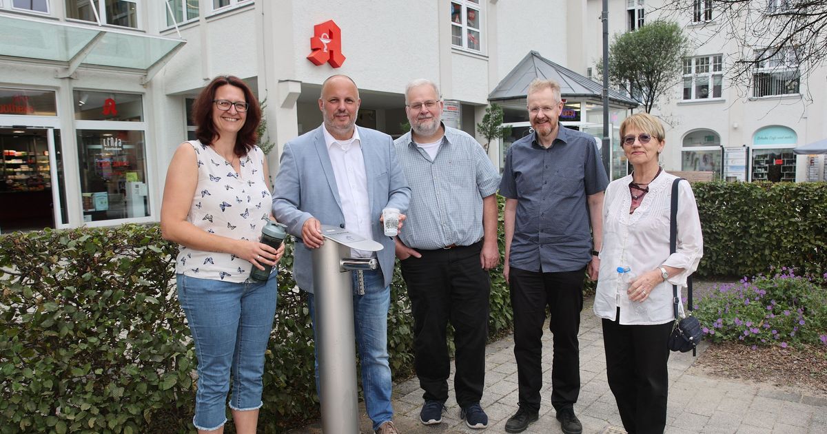 Hier läuft es: Bergneustadt weiht den ersten Trinkwasserspender vor dem ...