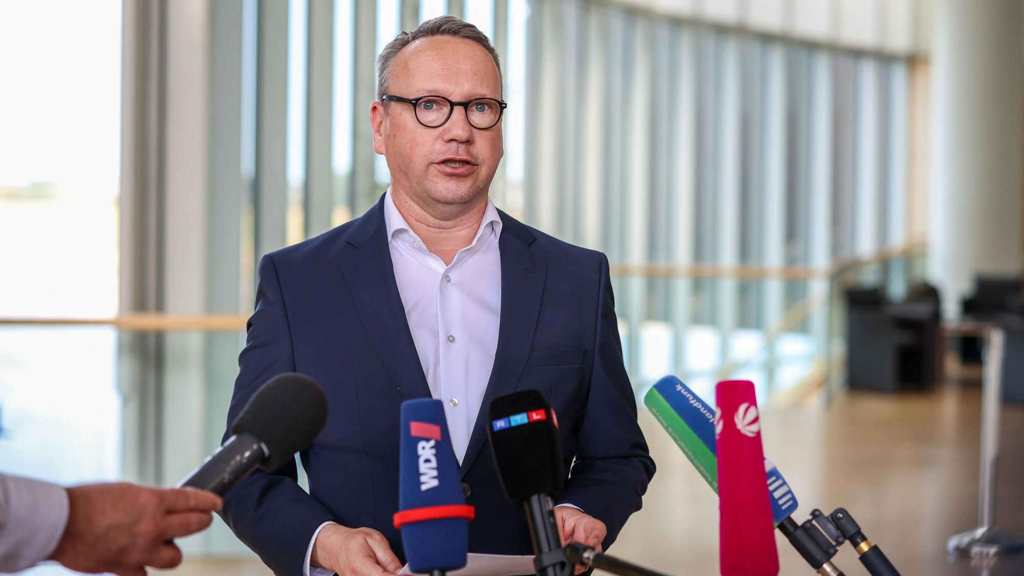 Justizminister Benjamin Limbach steht in der Kritik.