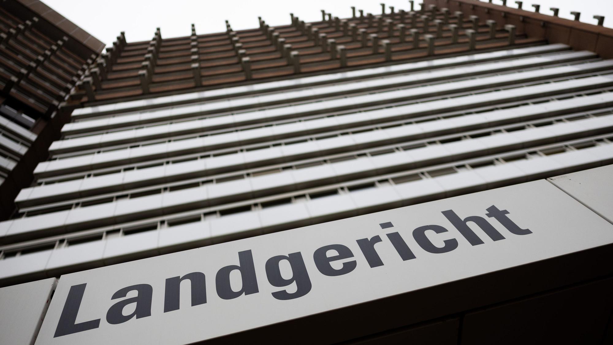 Das Bild zeigt das Gebäude vom Landgericht Köln.