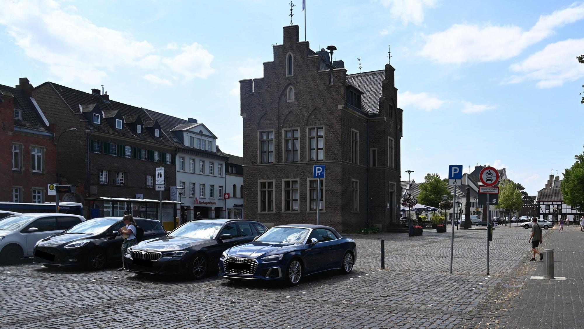 Der Marktplatz in Erftstadt-Lechenich.