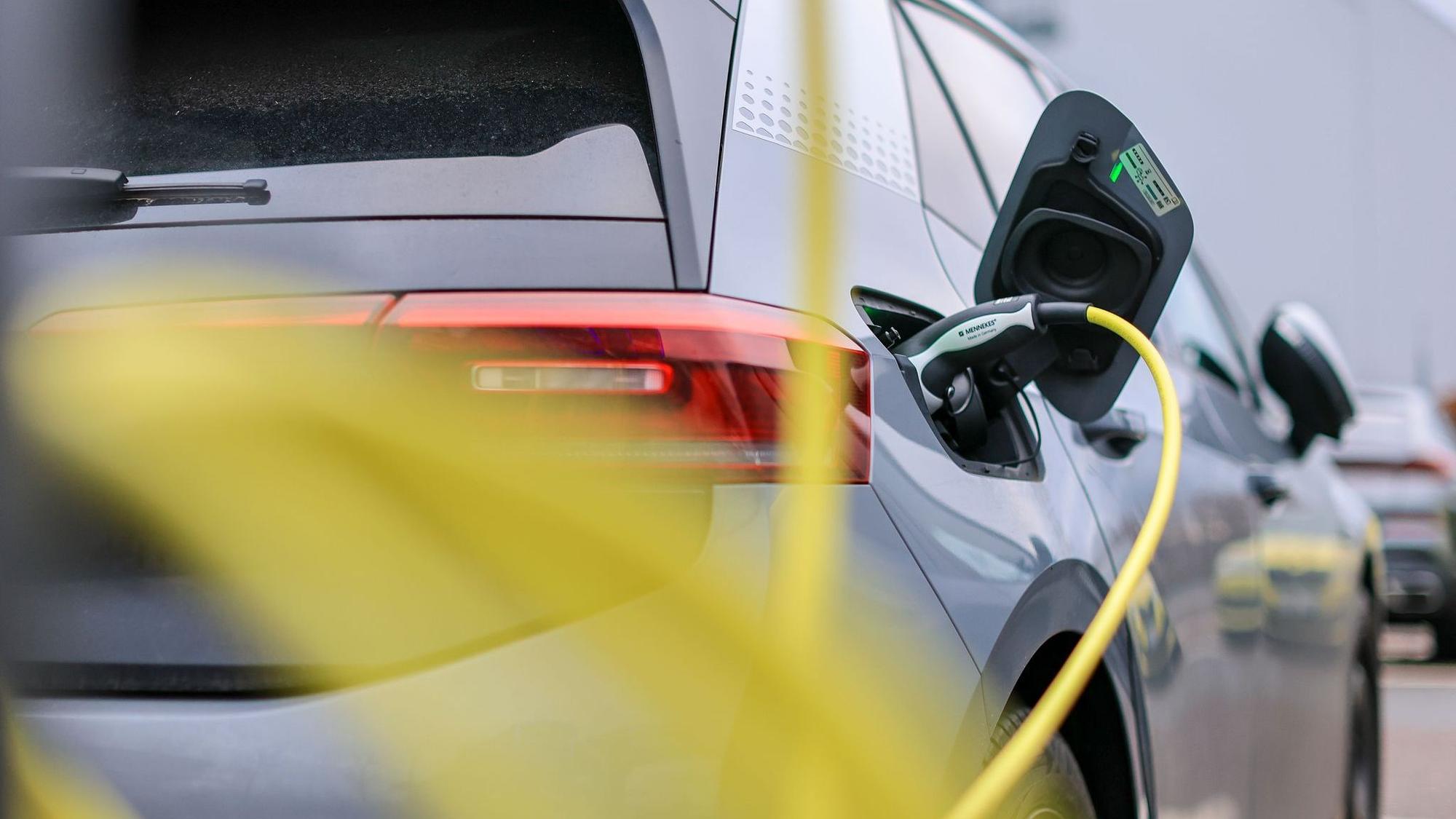 Über die neuen Kaufprämien für E-Autos wurden mehr als 50 Millionen Euro ausgezahlt. (Archivbild)