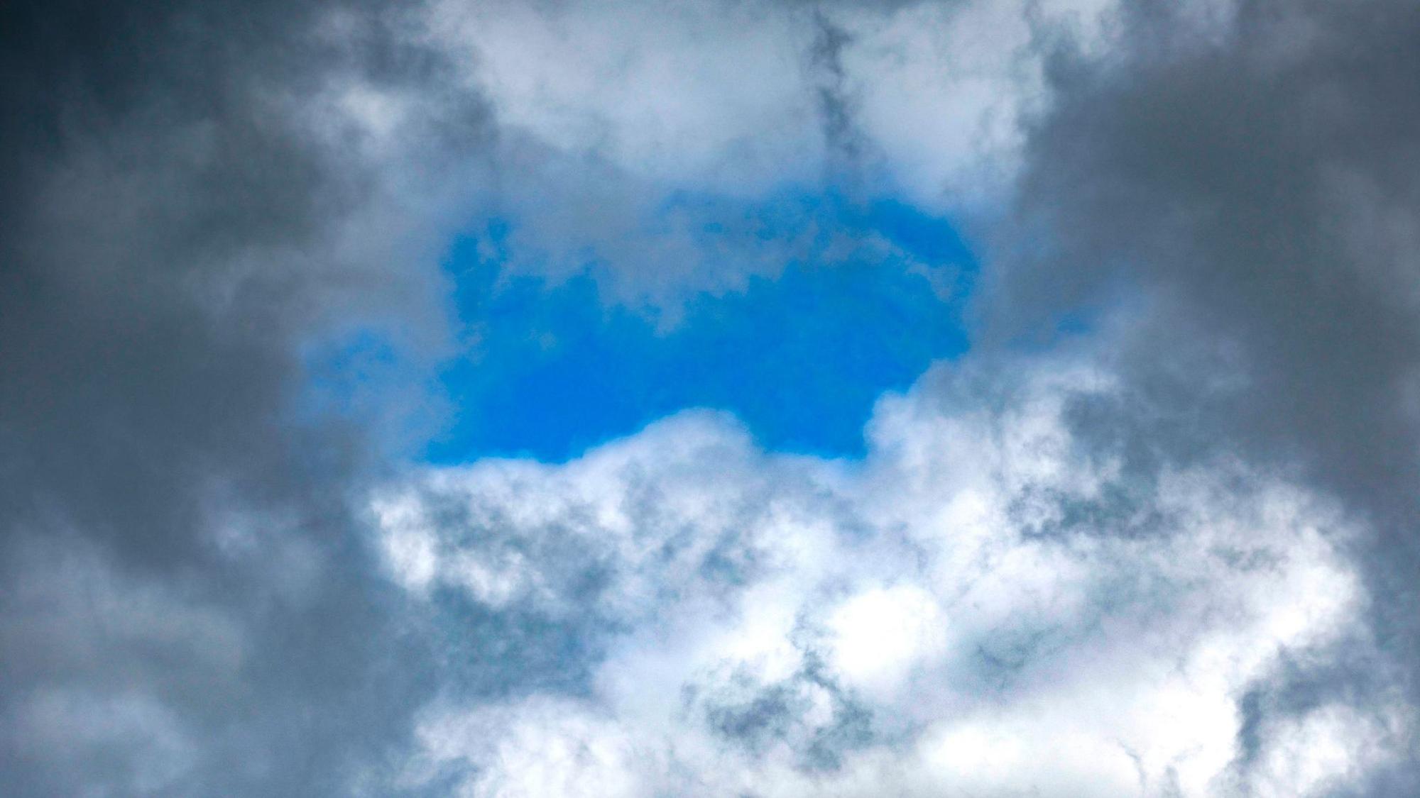 Die neue Woche beginnt in Nordrhein-Westfalen mit Wolken. (Symbolbild)