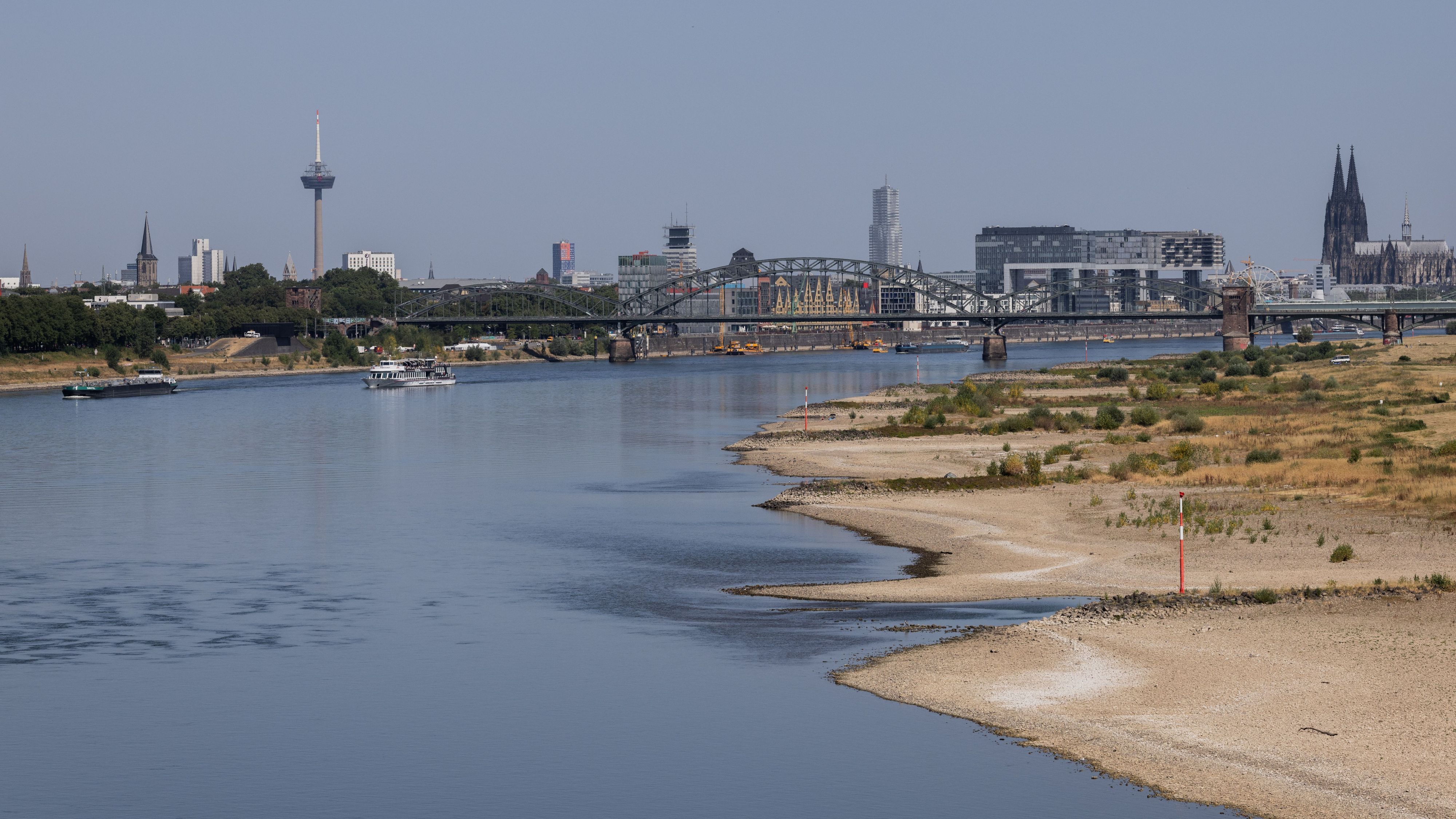 Der Rhein bei Köln im Juli 2026.