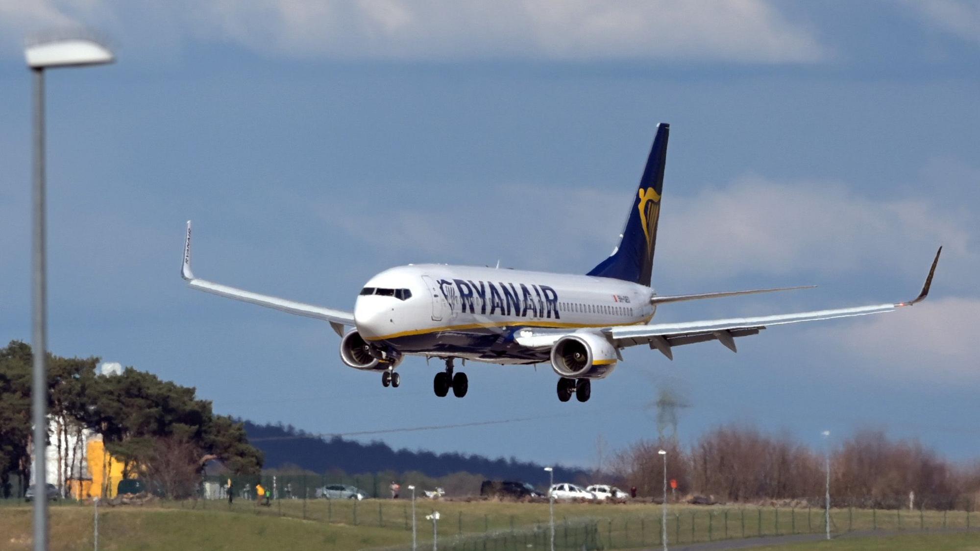 Ryanair leidet unter den hohen Kerosinpreisen.