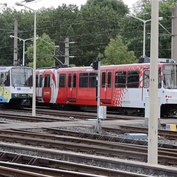 Die Stadtwerke Bonn mussten 60 von 75 Stadtbahnen wegen Sicherheitsbedenken aus dem Verkehr ziehen.