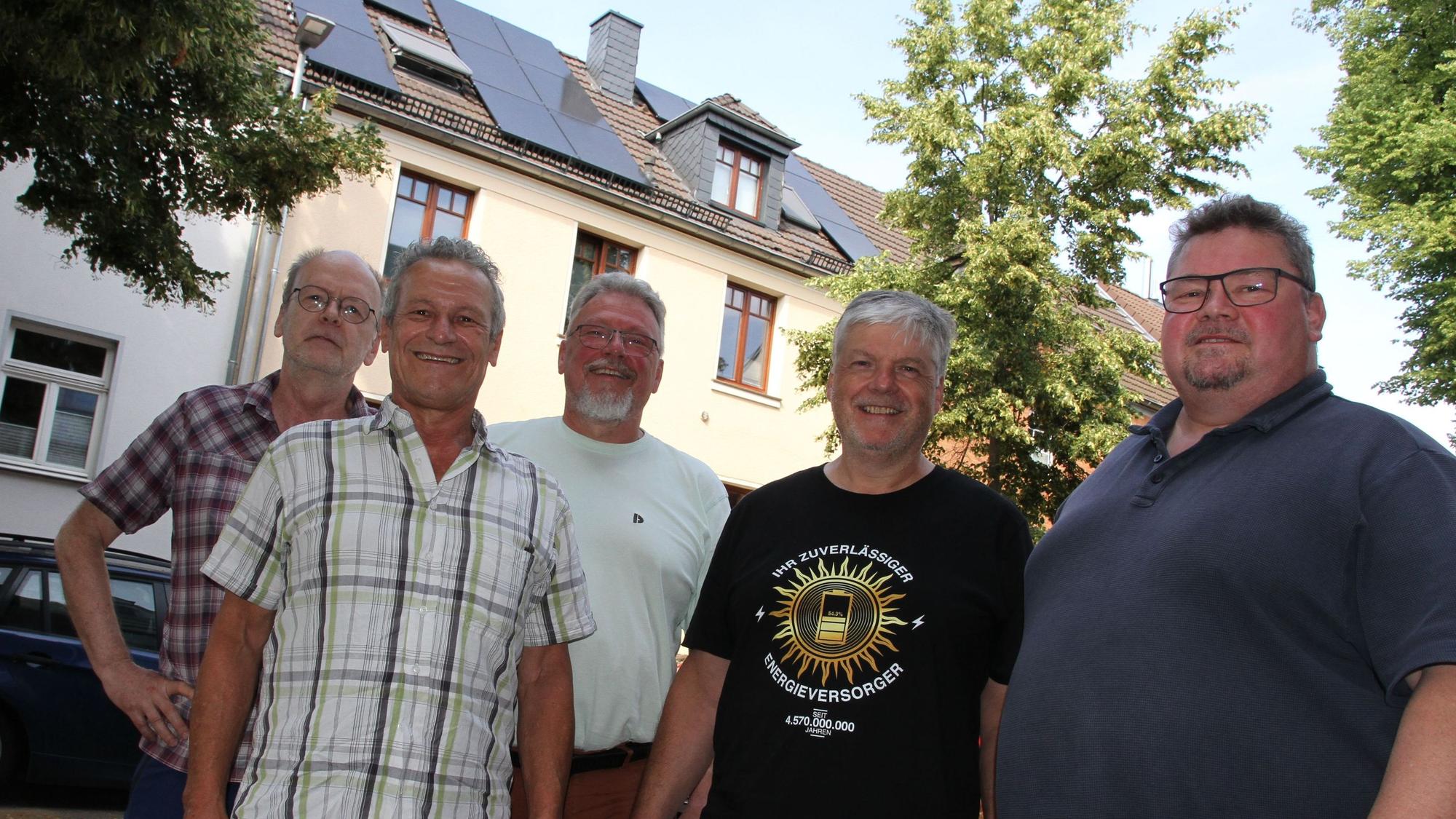 Bürger-Solar-Beratung Siegburg, von links: Dieter Strothmann, Norbert Meurer, Thomas Zirngibl, Michael Bösing und Kurt Böttner.