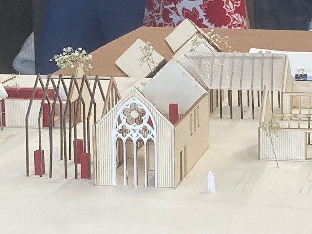 Eine Miniatur für ein Lapidarium ist zu sehen.