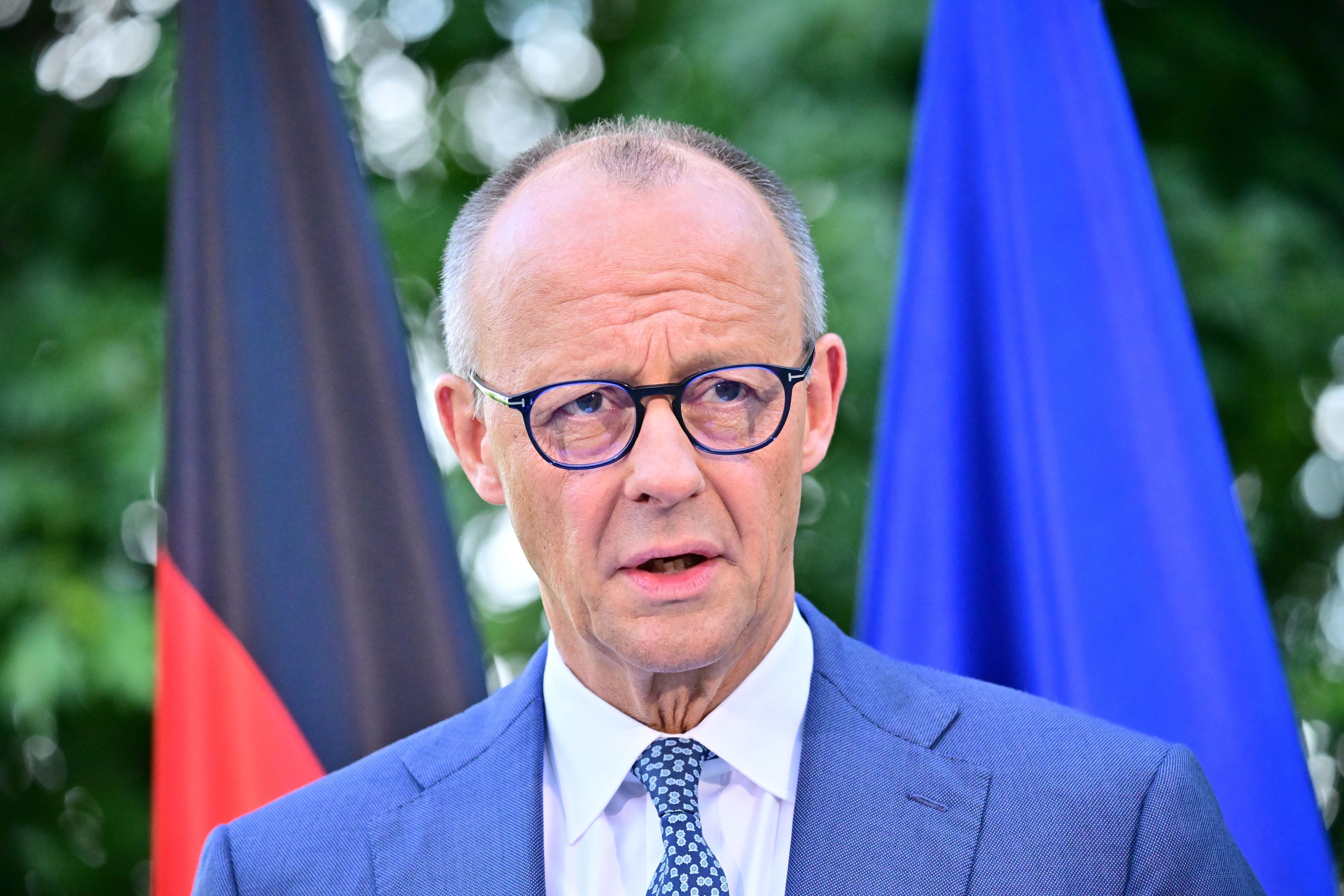 Bundeskanzler Friedrich Merz (CDU) gibt eine Pressekonferenz im Kanzleramt in Berlin zu personellen Veränderungen in Regierung und CDU.