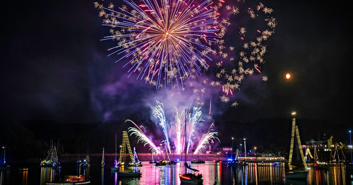 Lake Rursee in Flames: Visitors experienced a magical summer evening in ...
