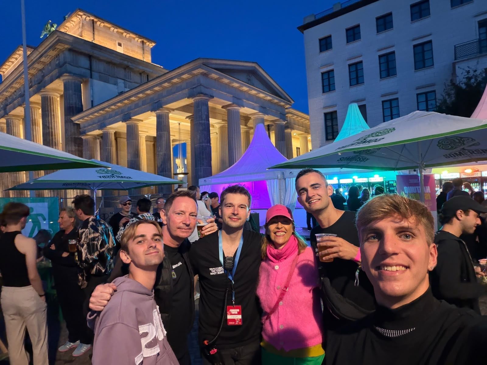 Das Vorstandsteam vom Cologne Pride in Berlin, kurz vor dem mutmaßlichen Anschlag