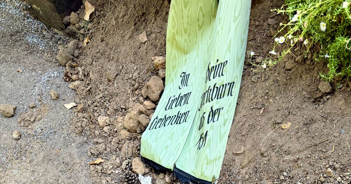 Cologne North Cemetery: Sight of skull disturbs grieving family at ...