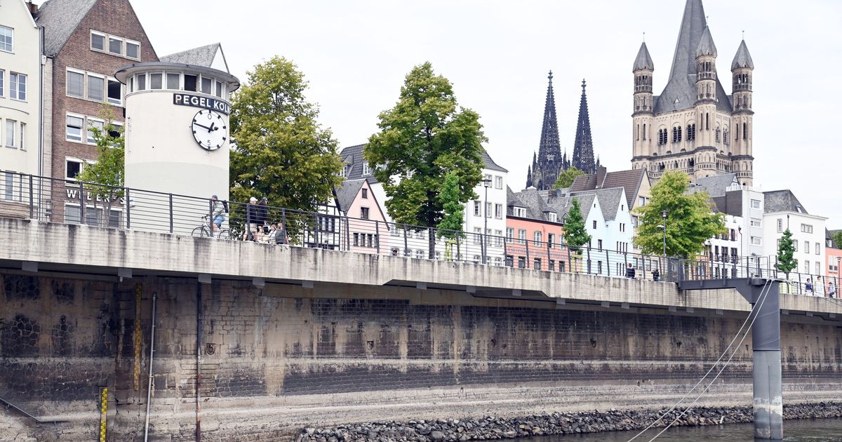 Niedrigwasser: Kölner Rheinpegel kurz vor Allzeit-Tief