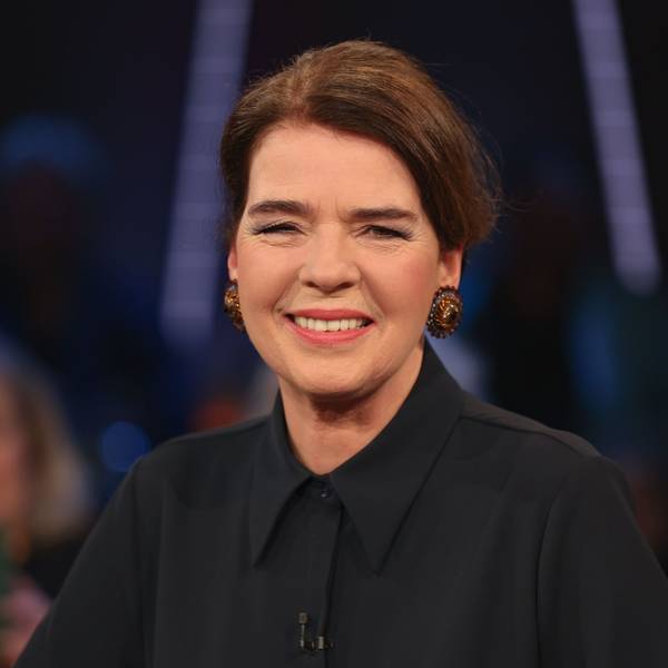 Susanne Daubner, Tagesschau-Sprecherin, hat bei der Vorstellung der Top Ten zum Jugendwort 2026 „Du bist gut genug“ gesungen. (Archivbild)