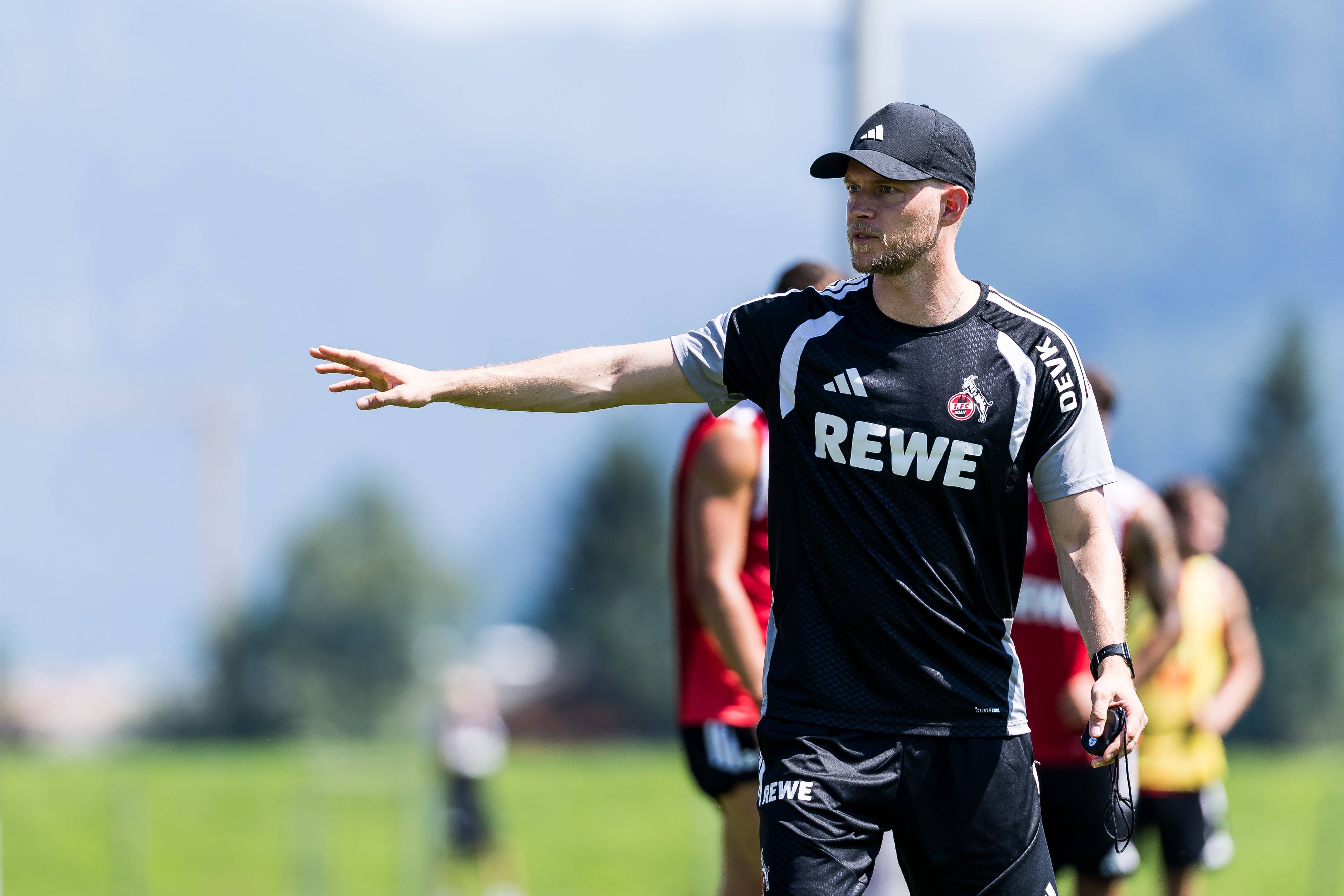 René Wagner zeigte sich in Tirol enorm engagiert, der neue Kölner Cheftrainer verlangt hohe Intensität auf dem Platz.