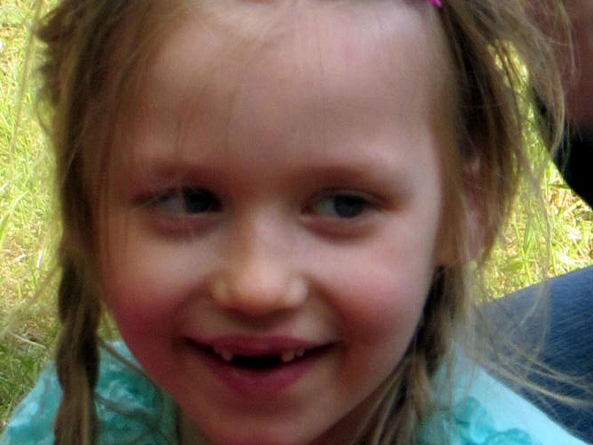 Die Polizeidirektion Sachsen-Anhalt Nord gab am 8. Mai 2015 ein Foto der vermissten fünfjährigen Inga heraus.