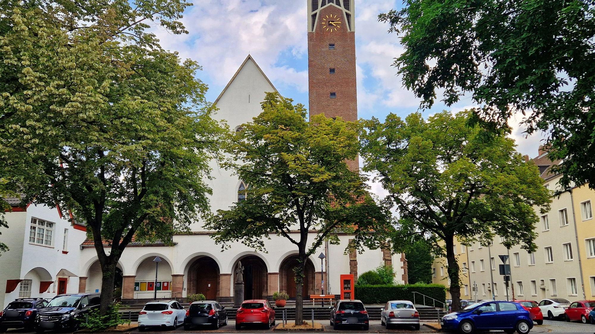 Das Projekt „Church Planting“ in St. Pius wird vorzeitig beendet.