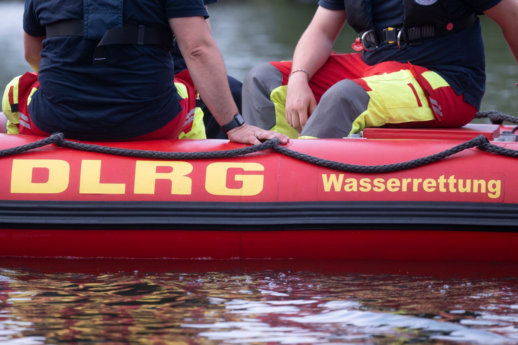 DLRG-Übung in Baden-Württemberg