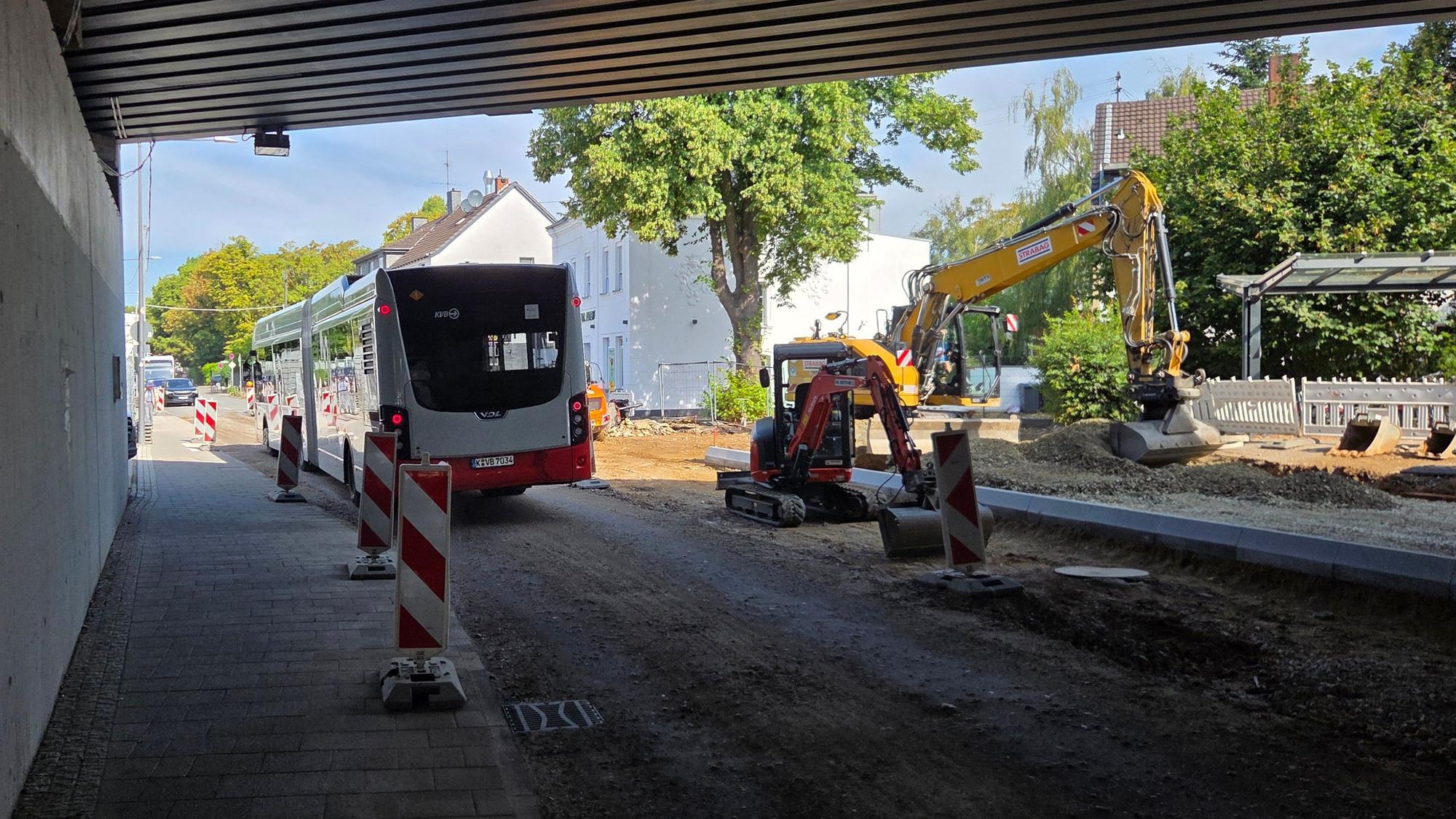 Bauarbeiten am Bahnhof Lövenich