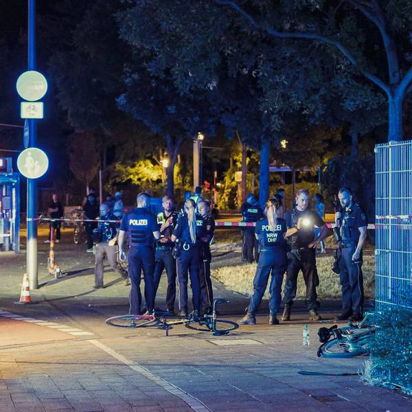 Bei einer Auseinandersetzung sind am 3. August in Köln-Mülheim vier Menschen verletzt worden, zwei davon durch Schüsse.
