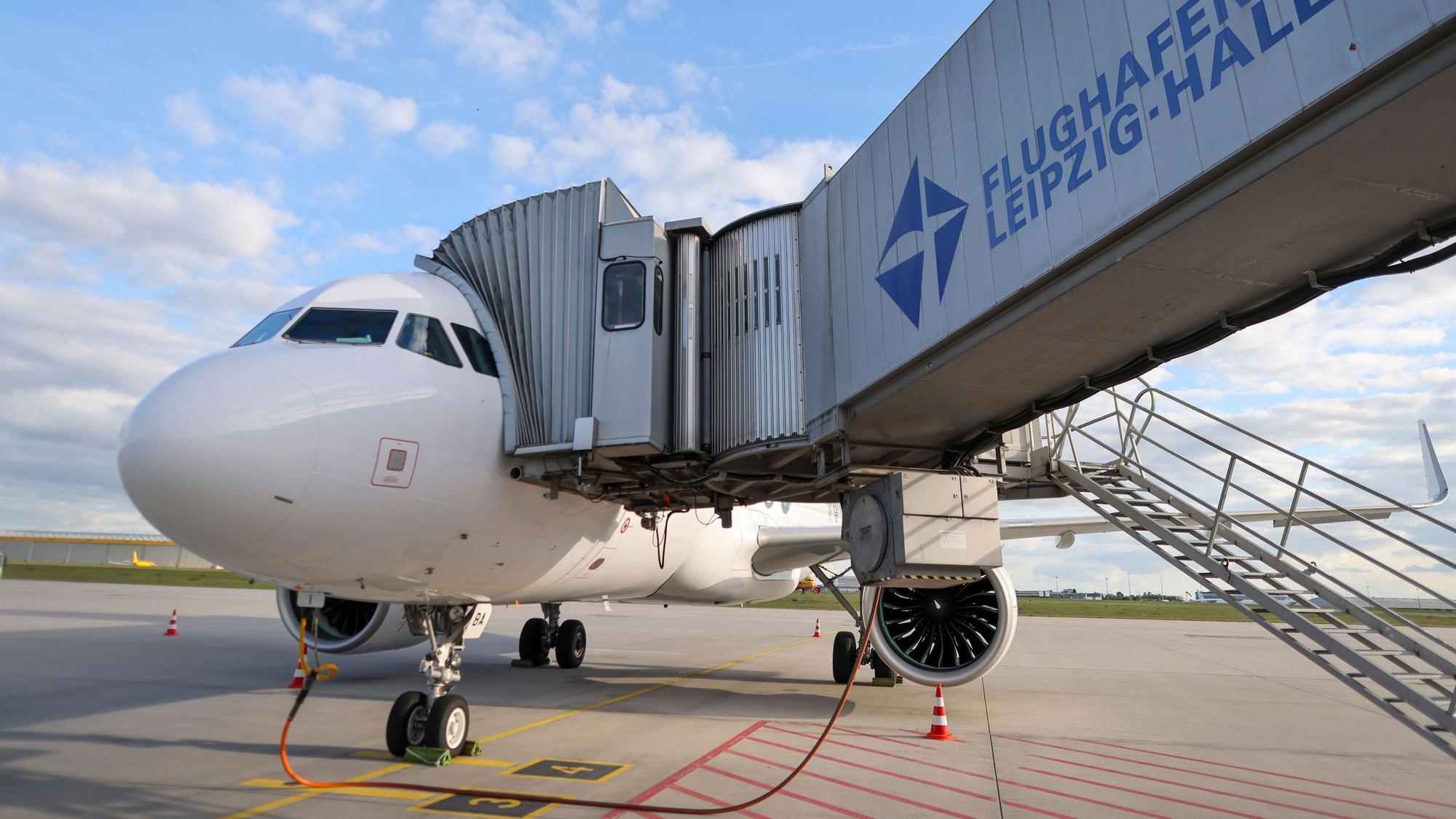 Am Flughafen Leipzig wurde ein verdächtiges Flugojekt gesichtet (Archivbild).