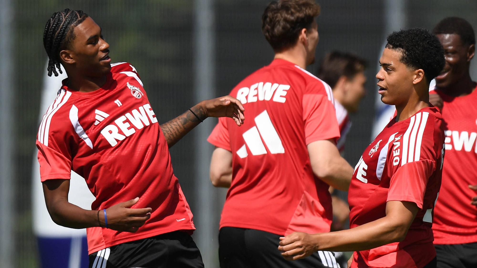 25.07.2026, xophax, Fussball 1.Bundesliga, 1.FC Koeln Trainingslager . Training in Sankt Johann. Training. Reigan Heskey , links und Jahmai Simpson - Pusey, rechts 1.FC Köln Kitzbühel *** July 25, 2026, xophax, Soccer, Bundesliga 1, 1. FC Köln Training Camp: Training in Sankt Johann Reigan Heskey left and Jahmai Simpson Pusey right, 1. FC Köln, Kitzbühel