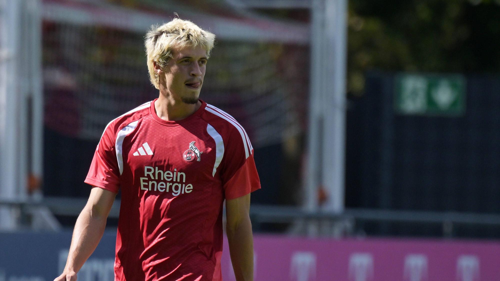 Gil Neves, im Training beim 1. FC Köln. Der Profi gilt als großes Mittelfeldtalent.