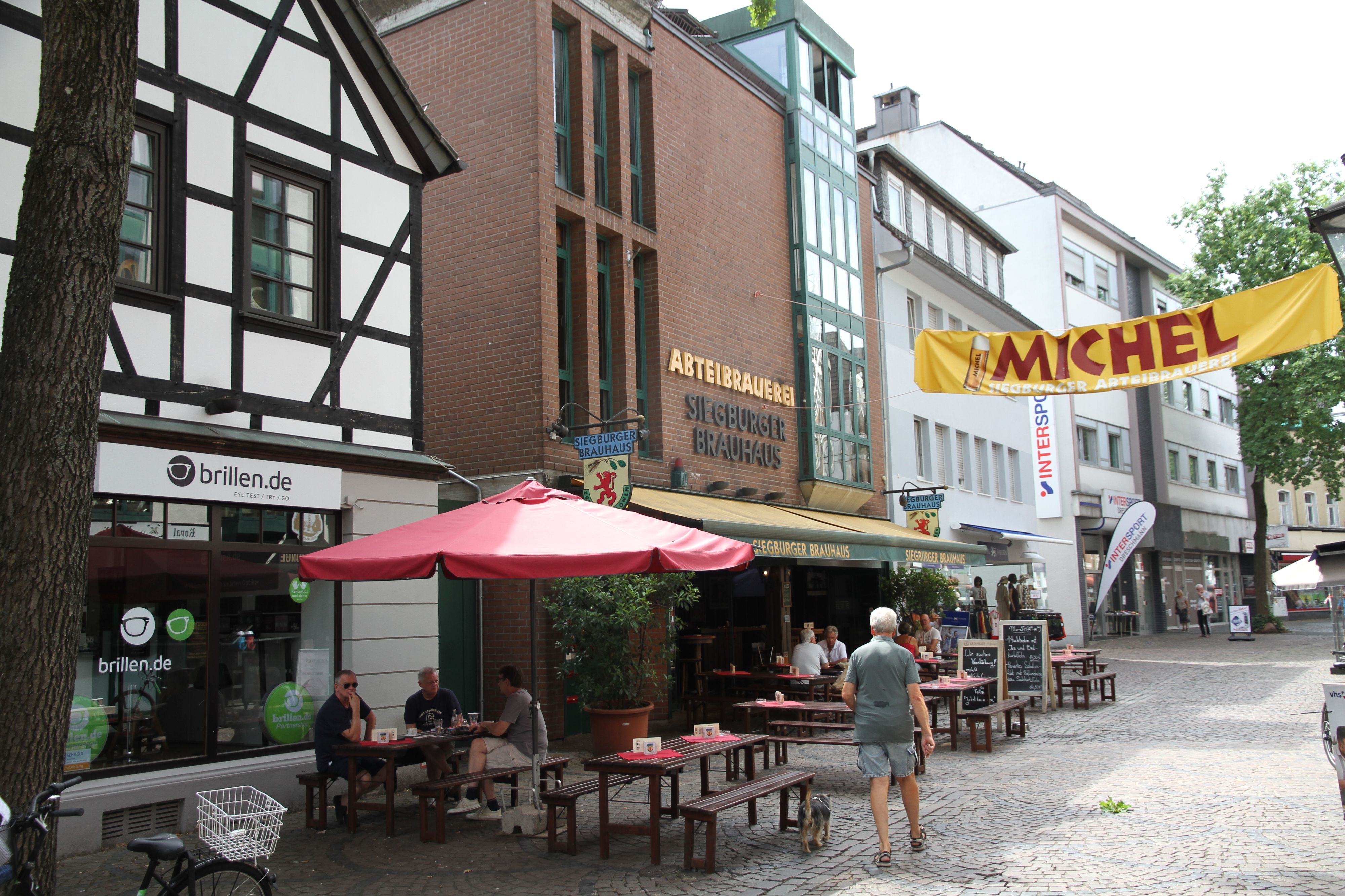 Um Brauereien und Kneipen geht es bei einer Führung der Agentur Guiders durch Siegburg.