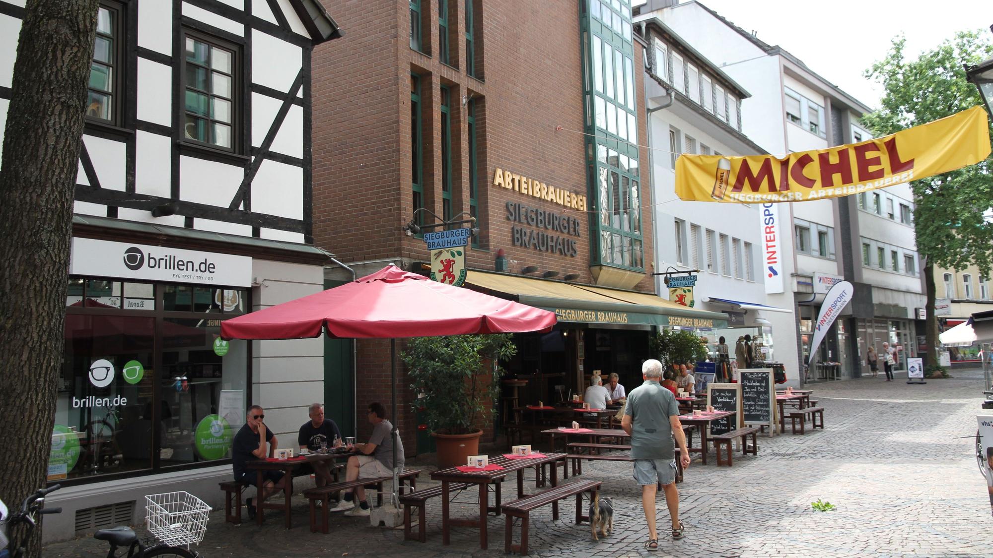 Um Brauereien und Kneipen geht es bei einer Führung der Agentur Guiders durch Siegburg.