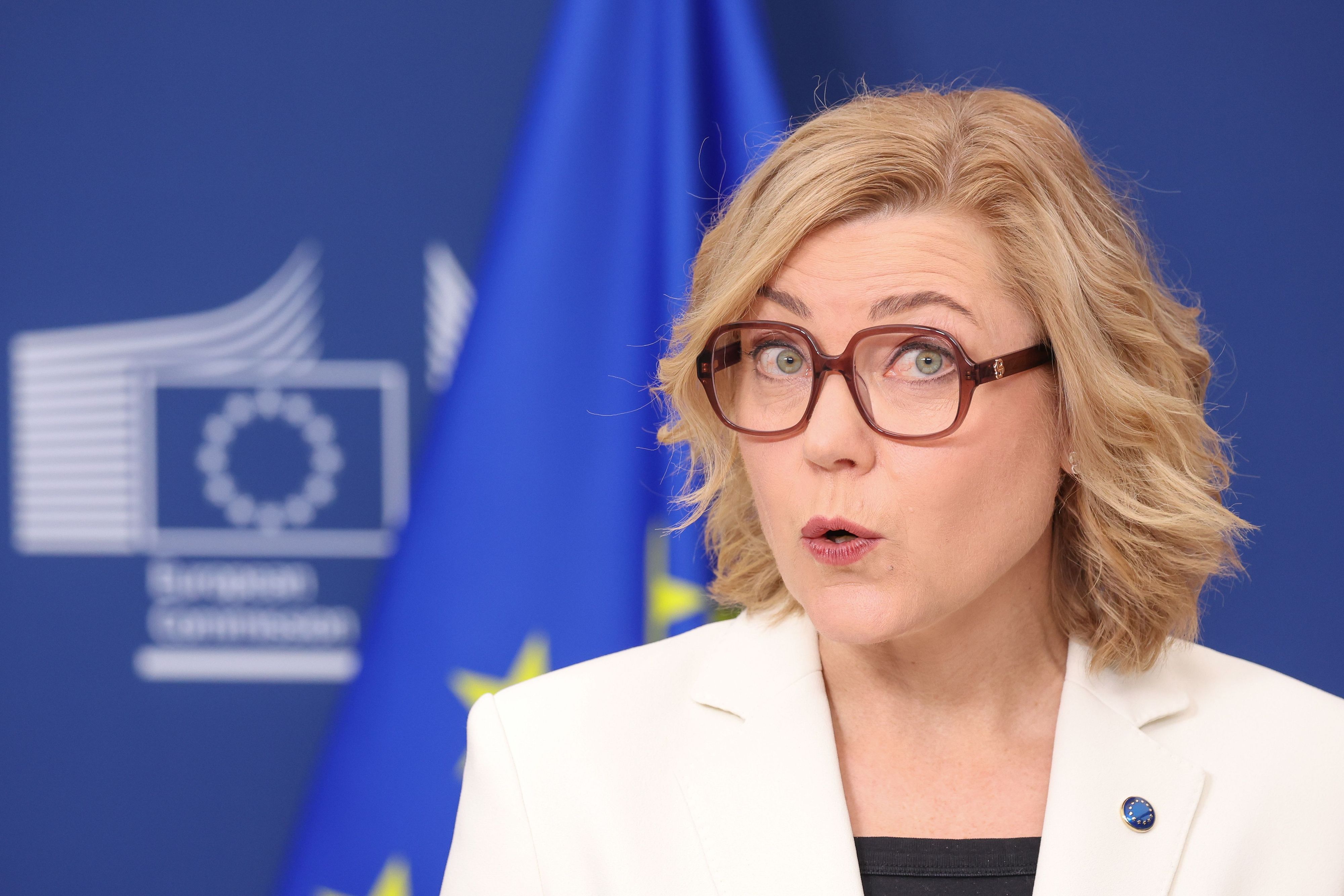 Henna Maria Virkkunen, EU-Kommissarin für technische Souveränität, Sicherheit und Demokratie, spricht während einer Pressekonferenz im EU-Hauptquartier. (Archivbild)