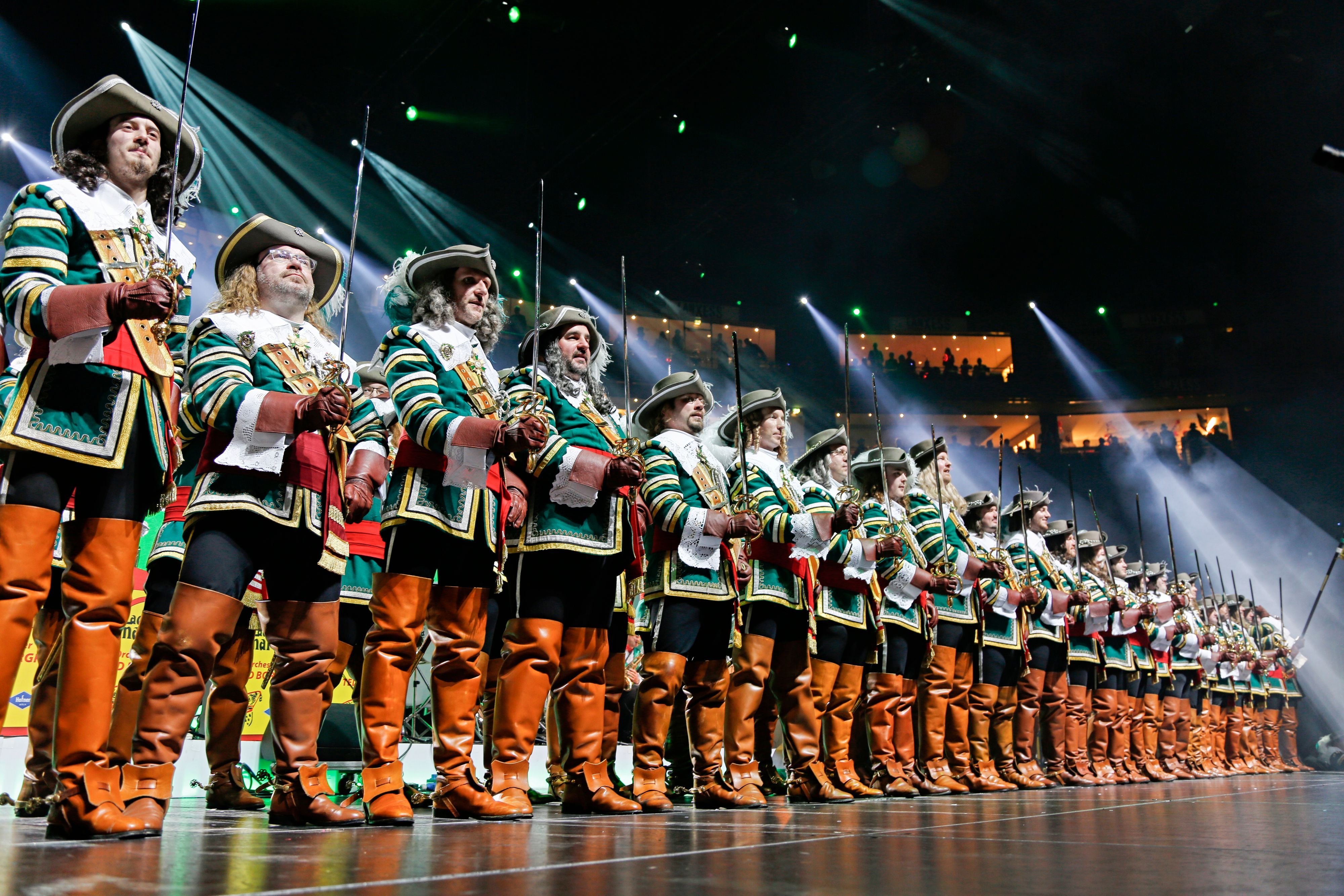 Die Traditionskorps, wie hier der Reiterkorps Jan von Werth, sollen künftig bei der Lachenden Kölnarena keinen Auftritt mehr absolvieren.
