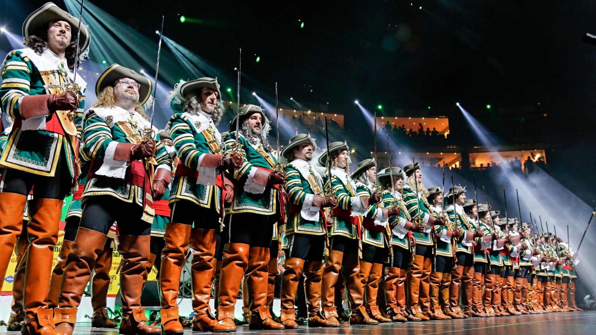 Die Traditionskorps, wie hier der Reiterkorps Jan von Werth, sollen künftig bei der Lachenden Kölnarena keinen Auftritt mehr absolvieren.