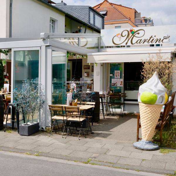 Das „Martino Italy Snack and more“ an der Geisbergstraße, Ecke Drachenfelsstraße.