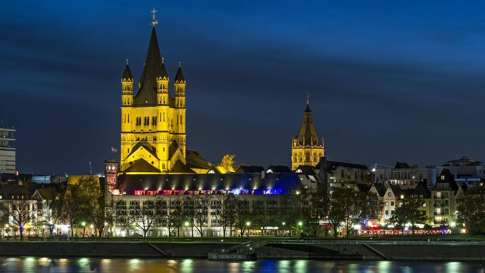 Der Streit um den Umgang der Stadt Köln mit ausreisepflichtigen Migranten hat sich zu einer bundespolitischen Debatte entwickelt.