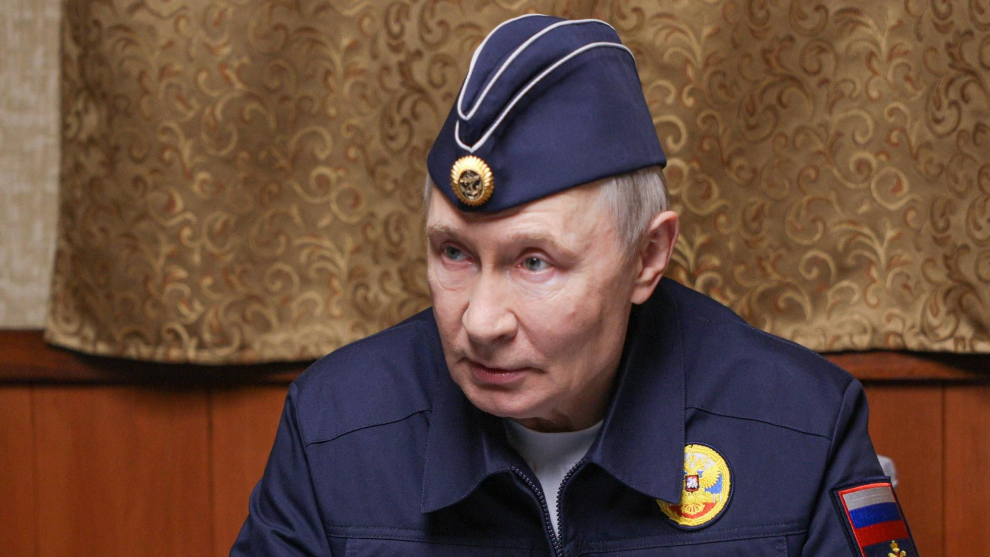 Kremlchef Wladimir Putin am Donnerstag (13. August) bei einem Besuch in der russischen Stadt Yuzhno Sakhalinsk.