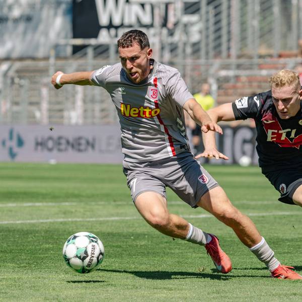 Zweikampf zwischen Oscar Schoenfelder SSV Jahn Regensburg, 07 und Meiko Sponsel Viktoria Koeln, 19. FC Viktoria Koeln vs. SSV Jahn Regensburg, Fussball, 3. Liga, 01. Spieltag, Saison 2026/2027, 08.08.2026 DFL/DFB Regulations prohibit any use of Photographs as image sequences and/or Quasivideo FC Viktoria Koeln vs. SSV Jahn Regensburg, Fussball, 3. Liga, 01. Spieltag, Saison 2026/2027, 08.08.2026 Koeln *** Tackle between Oscar Schoenfelder SSV Jahn Regensburg, 07 and Meiko Sponsel Viktoria Cologne, 19 FC Viktoria Cologne vs. SSV Jahn Regensburg, Soccer, 3rd Division, Matchday 1, 20262027 Season, August 8, 2026 DFL DFB regulations prohibit any use of photographs as image sequences and/or quasi-video FC Viktoria Cologne vs. SSV Jahn Regensburg, soccer, 3rd Division, Matchday 1, 20262027 season, August 8, 2026, Cologne Copyright: xEibner-Pressefoto/ThomasxHaeslerx EP_THR