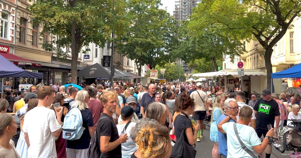 Street festival on Neusser: Kölsch, potato pancakes and a visitor from ...