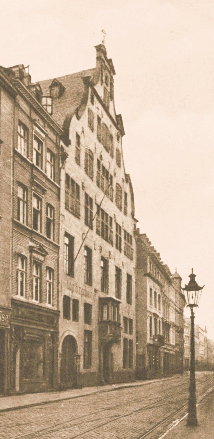 Historisches Bild von 1910: Jahrhundertelang war „Haus Balchem“ an der Severinstraße 15 ein Brauhaus.