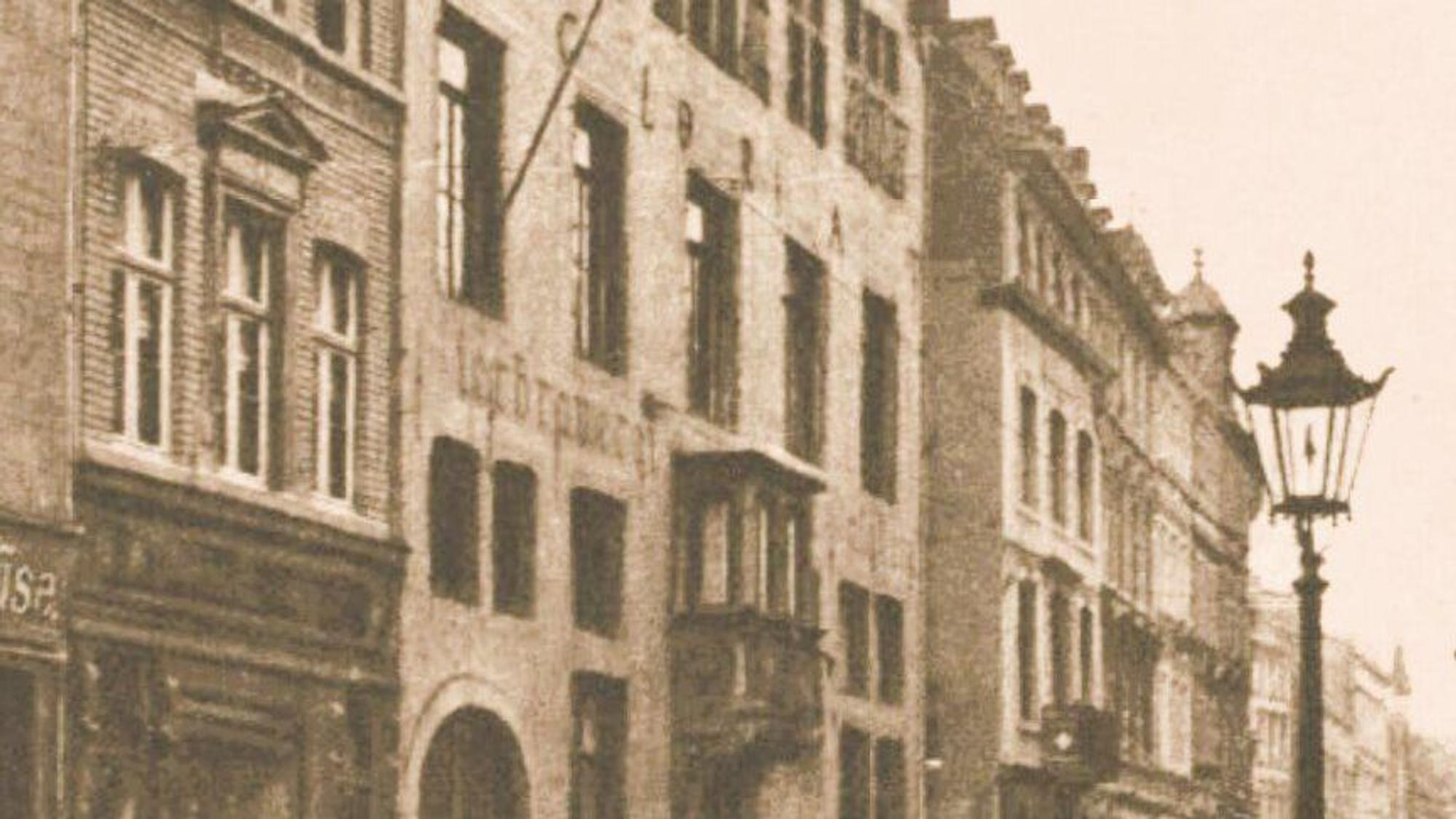 Historisches Bild von 1910: Jahrhundertelang war „Haus Balchem“ an der Severinstraße 15 ein Brauhaus.