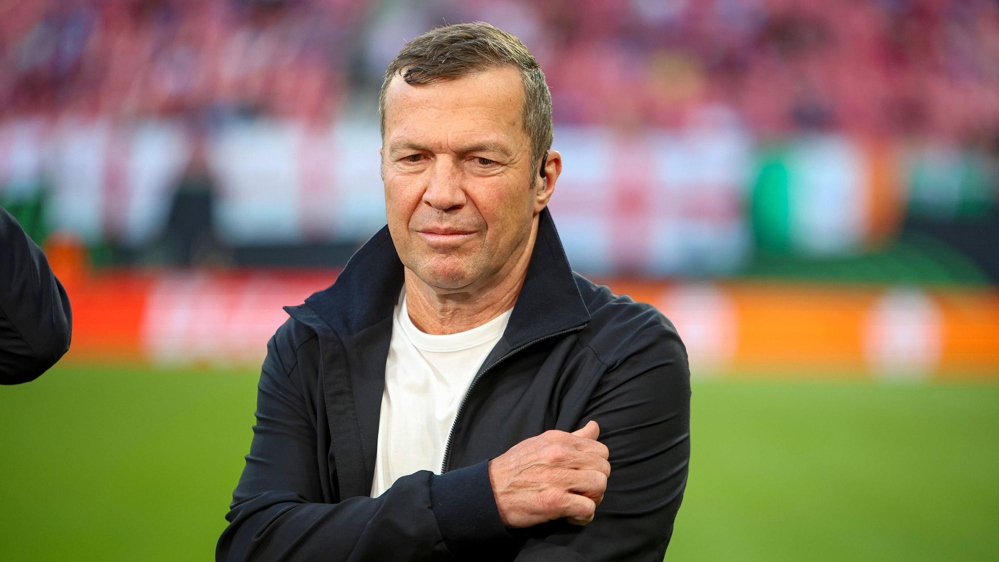 Lothar Matthäus als Experte im Stadion.