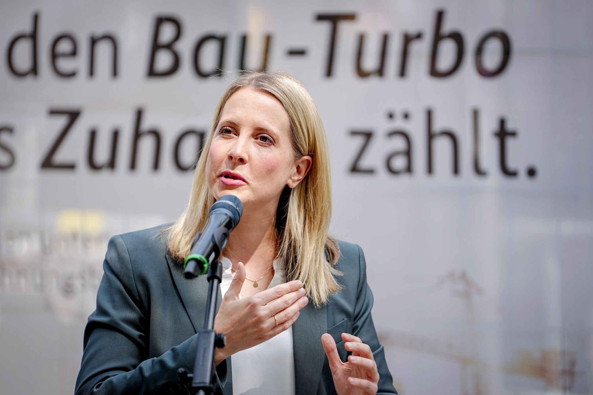 Bauministerin Hubertz