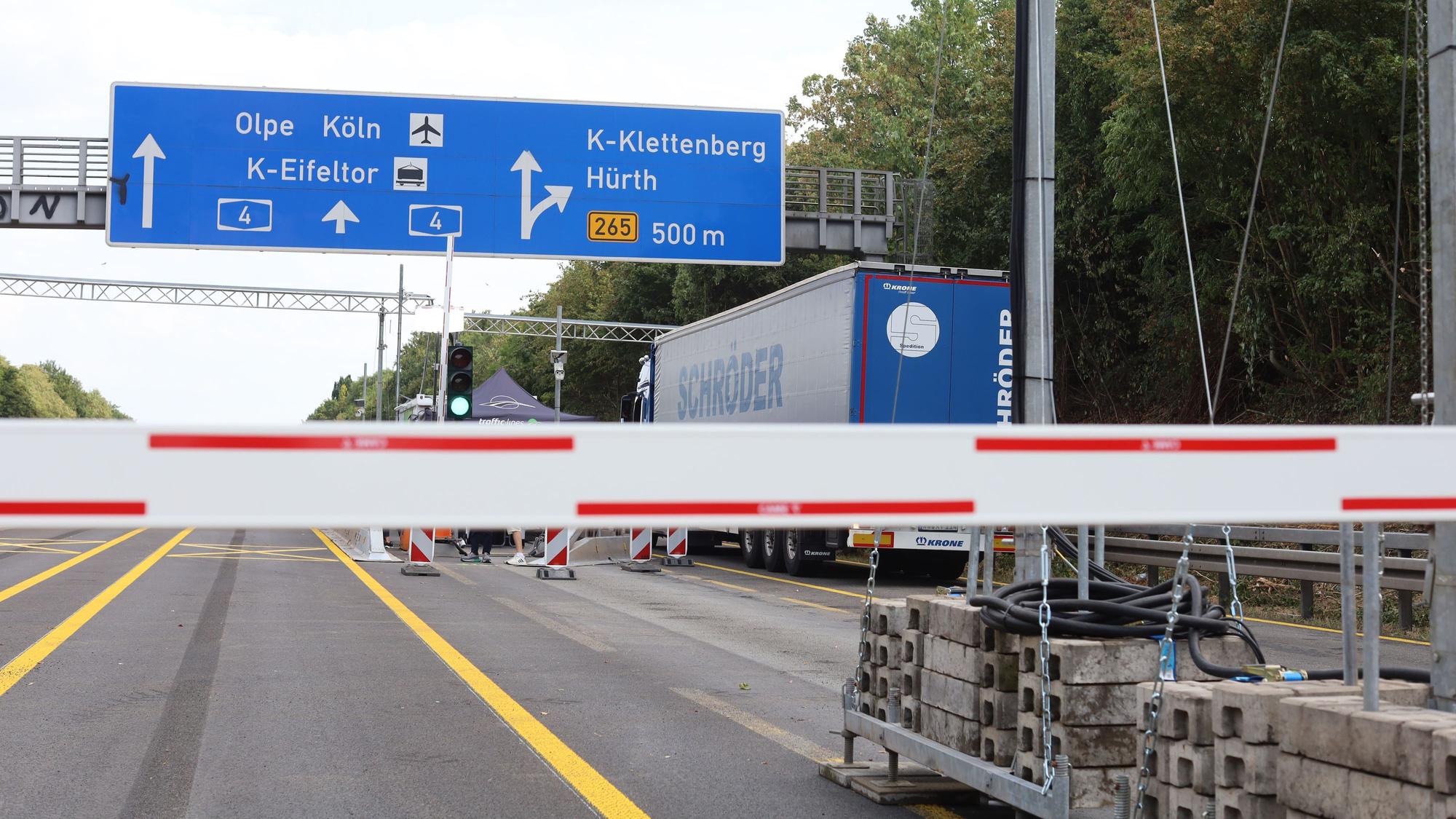 6000 Verstöße gegen die Gewichtsbeschränkungen auf der A4 wurden seit 1. August geahndet: Die neue Schrankenanlage in Höhe der Ausfahrt Klettenberg erfüllt ihren Zweck.